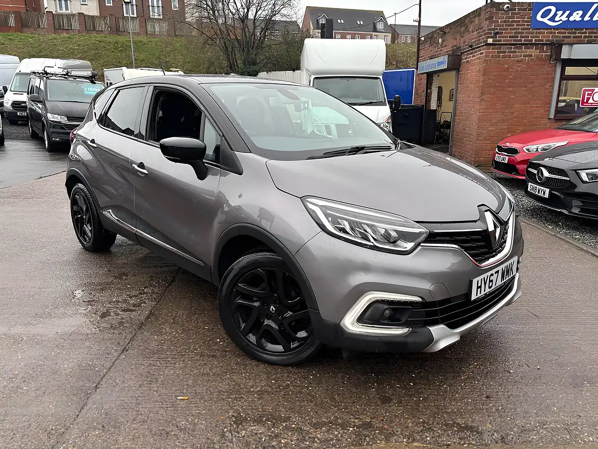 Used 2017 Renault Captur Dynamique S Nav Grey - Interior and Exterior details 3