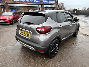 Used 2017 Renault Captur Dynamique S Nav Grey - Interior and Exterior details 8