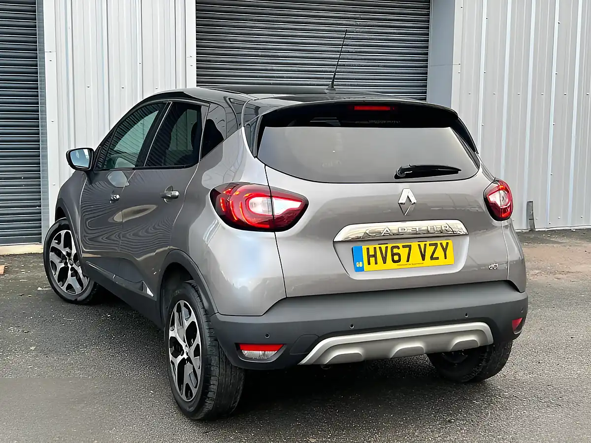 Used 2017 Renault Captur Dynamique S Nav Grey - Interior and Exterior details 10