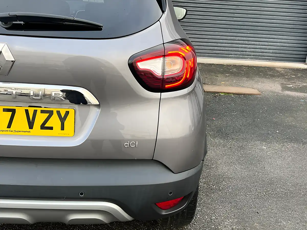 Used 2017 Renault Captur Dynamique S Nav Grey - Interior and Exterior details 12
