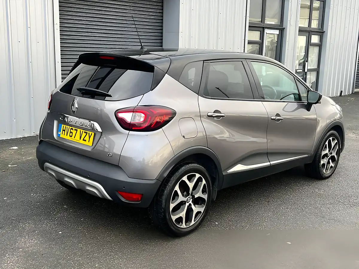 Used 2017 Renault Captur Dynamique S Nav Grey - Interior and Exterior details 18