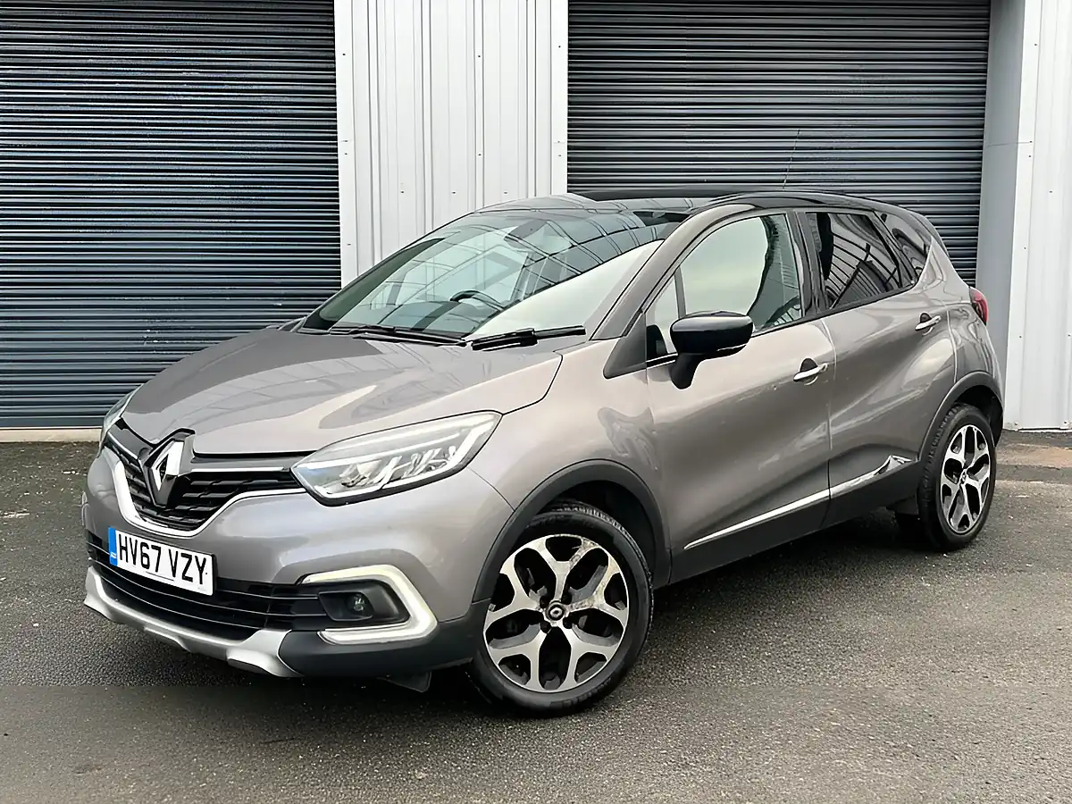 Used 2017 Renault Captur Dynamique S Nav Grey - Interior and Exterior details 3