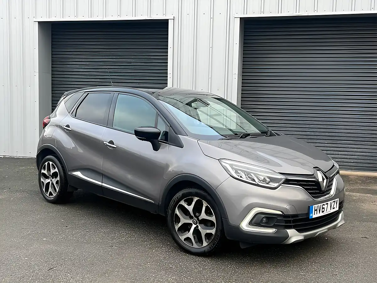 Used 2017 Renault Captur Dynamique S Nav Grey - Interior and Exterior details 6