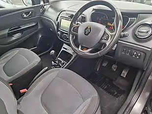 Used 2017 Renault Captur Dynamique S Nav Grey - Interior and Exterior details 13
