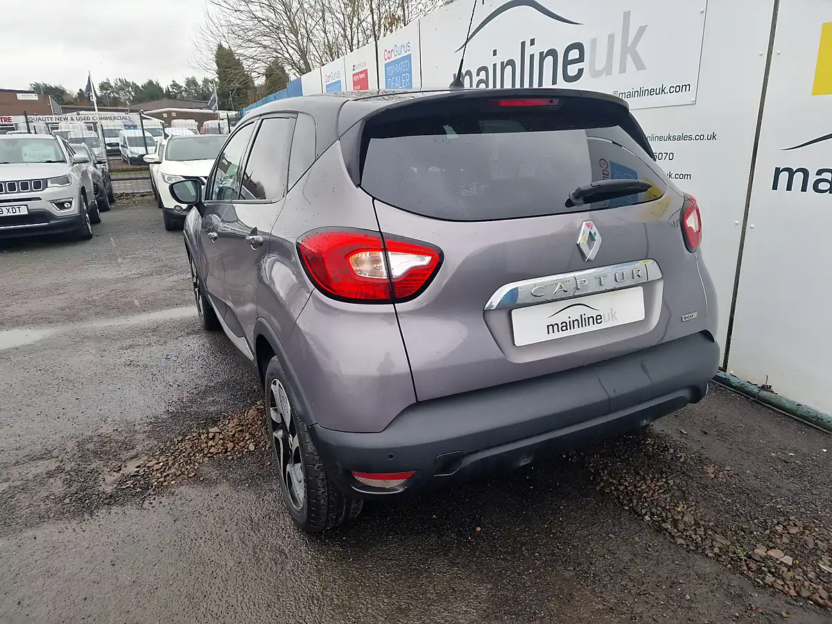 Used 2017 Renault Captur Dynamique S Nav Grey - Interior and Exterior details 3