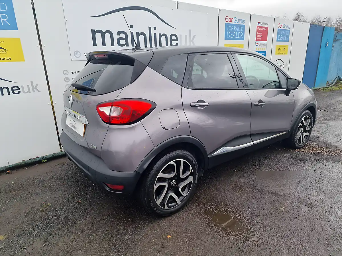 Used 2017 Renault Captur Dynamique S Nav Grey - Interior and Exterior details 9