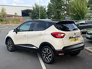 Used 2017 Renault Captur Dynamique S Nav Metallic Red - Interior and Exterior details 5