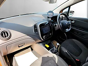 Used 2017 Renault Captur Dynamique S Nav Orange - Interior and Exterior details 12