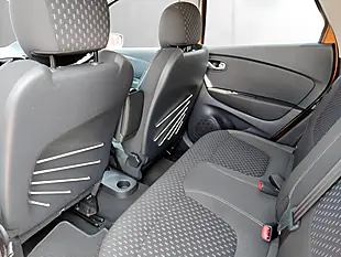 Used 2017 Renault Captur Dynamique S Nav Orange - Interior and Exterior details 16