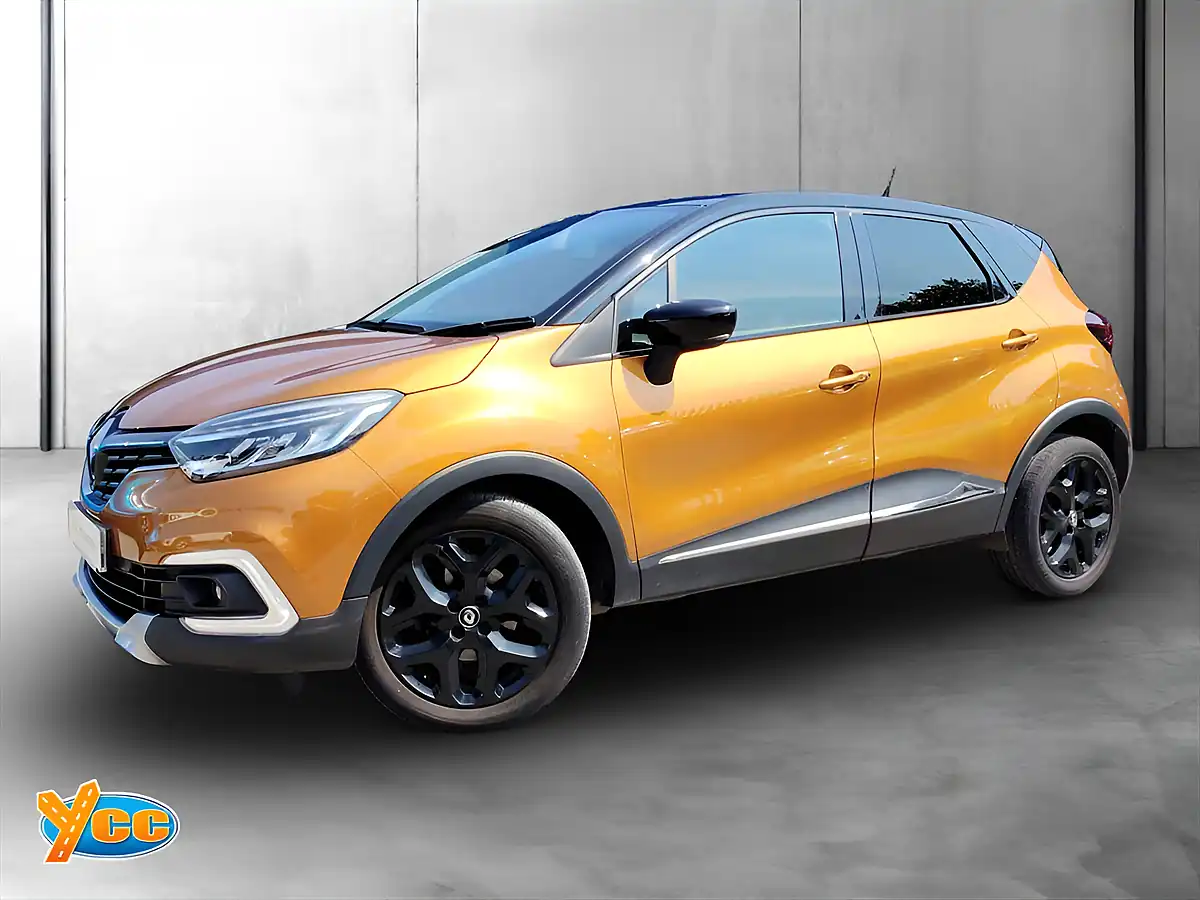 Used 2017 Renault Captur Dynamique S Nav Orange - Interior and Exterior details 3