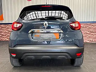 Used 2017 Renault Captur Dynamique S Nav Oyster Grey - Interior and Exterior details 14