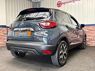 Used 2017 Renault Captur Dynamique S Nav Oyster Grey - Interior and Exterior details 15