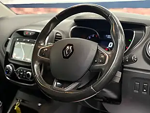 Used 2017 Renault Captur Dynamique S Nav Oyster Grey - Interior and Exterior details 16