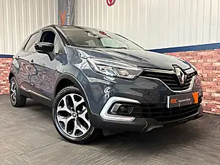Used 2017 Renault Captur Dynamique S Nav Oyster Grey - Interior and Exterior details 3