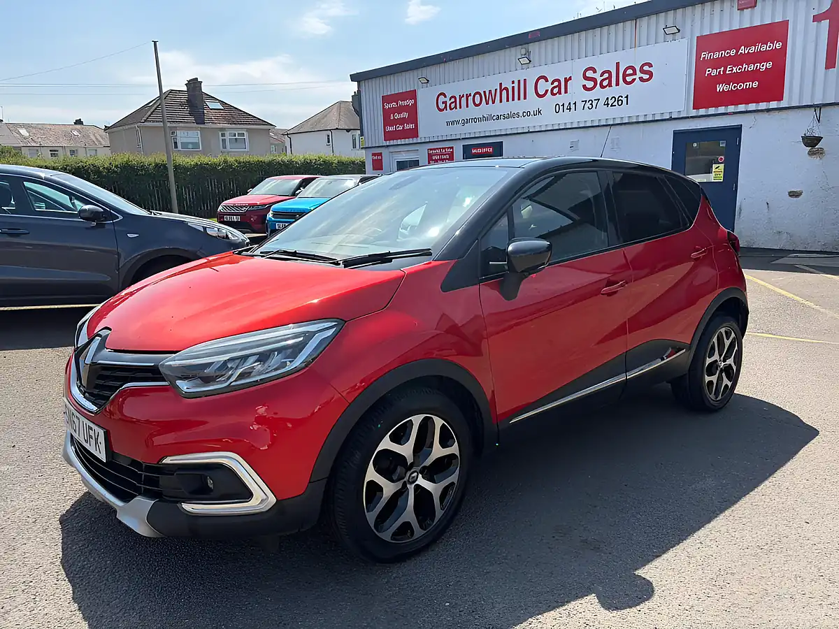 Used 2017 Renault Captur Dynamique S Nav Red - Front View