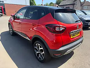 Used 2017 Renault Captur Dynamique S Nav Red - Interior and Exterior details 11