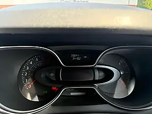 Used 2017 Renault Captur Dynamique S Nav Red - Interior and Exterior details 14