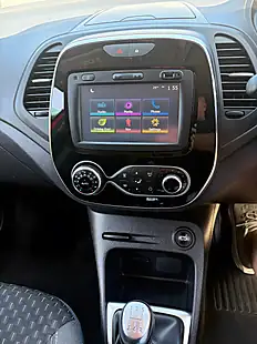 Used 2017 Renault Captur Dynamique S Nav Red - Interior and Exterior details 12