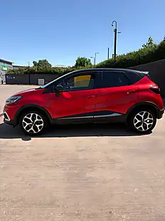 Used 2017 Renault Captur Dynamique S Nav Red - Interior and Exterior details 2
