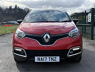 Used 2017 Renault Captur Dynamique S Nav Red - Interior and Exterior details 2