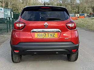 Used 2017 Renault Captur Dynamique S Nav Red - Interior and Exterior details 7