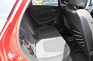 Used 2017 Renault Captur Dynamique S Nav Red - Interior and Exterior details 10