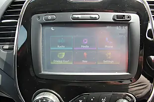 Used 2017 Renault Captur Dynamique S Nav Red - Interior and Exterior details 18