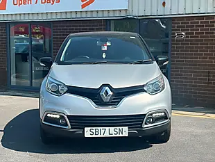 Used 2017 Renault Captur Dynamique S Nav Silver - Interior and Exterior details 7