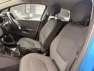 Used 2017 Renault Captur Dynamique S Nav Tahoe Blue - Interior and Exterior details 11