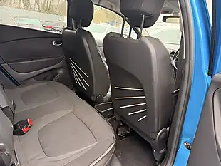 Used 2017 Renault Captur Dynamique S Nav Tahoe Blue - Interior and Exterior details 15
