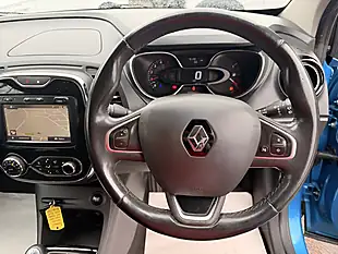 Used 2017 Renault Captur Dynamique S Nav Tahoe Blue - Interior and Exterior details 18
