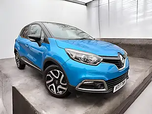 Used 2017 Renault Captur Dynamique S Nav Tahoe Blue - Interior and Exterior details 2