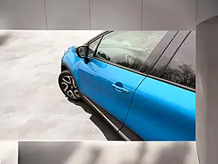 Used 2017 Renault Captur Dynamique S Nav Tahoe Blue - Interior and Exterior details 8