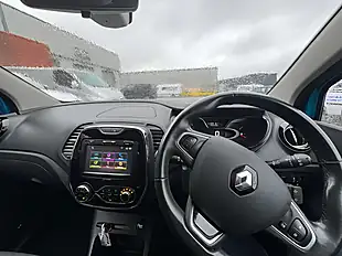 Used 2017 Renault Captur Dynamique S Nav Tahoe Blue - Interior and Exterior details 16
