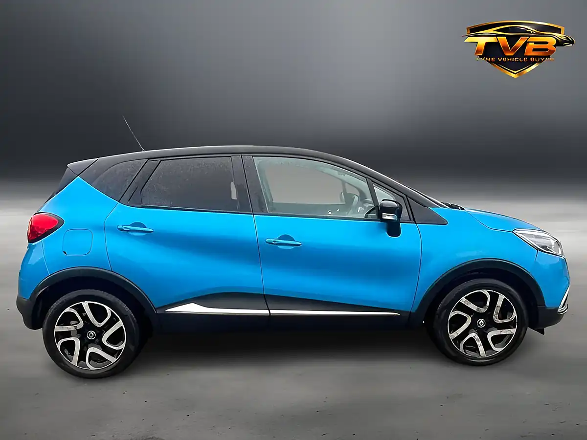 Used 2017 Renault Captur Dynamique S Nav Tahoe Blue - Interior and Exterior details 4