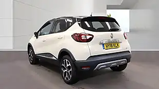 Used 2017 Renault Captur Dynamique S Nav White - Interior and Exterior details 3