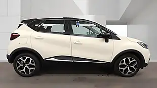 Used 2017 Renault Captur Dynamique S Nav White - Interior and Exterior details 5