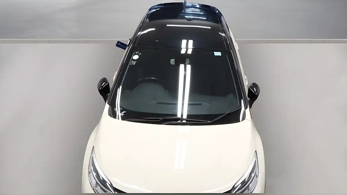 Used 2017 Renault Captur Dynamique S Nav White - Interior and Exterior details 7