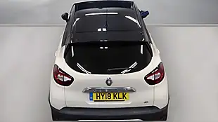Used 2017 Renault Captur Dynamique S Nav White - Interior and Exterior details 8