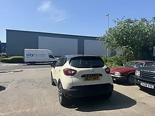 Used 2017 Renault Captur Dynamique S Nav White - Interior and Exterior details 11