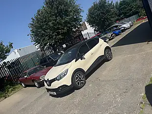 Used 2017 Renault Captur Dynamique S Nav White - Interior and Exterior details 3