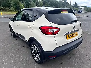 Used 2017 Renault Captur Dynamique S Nav White - Interior and Exterior details 4