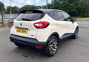 Used 2017 Renault Captur Dynamique S Nav White - Interior and Exterior details 7