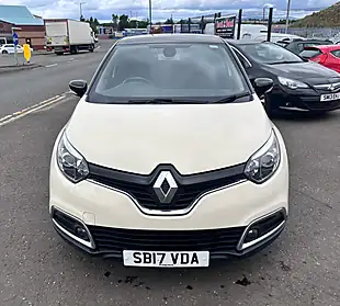 Used 2017 Renault Captur Dynamique S Nav White - Interior and Exterior details 8