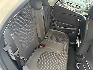 Used 2017 Renault Captur Dynamique S Nav White - Interior and Exterior details 16