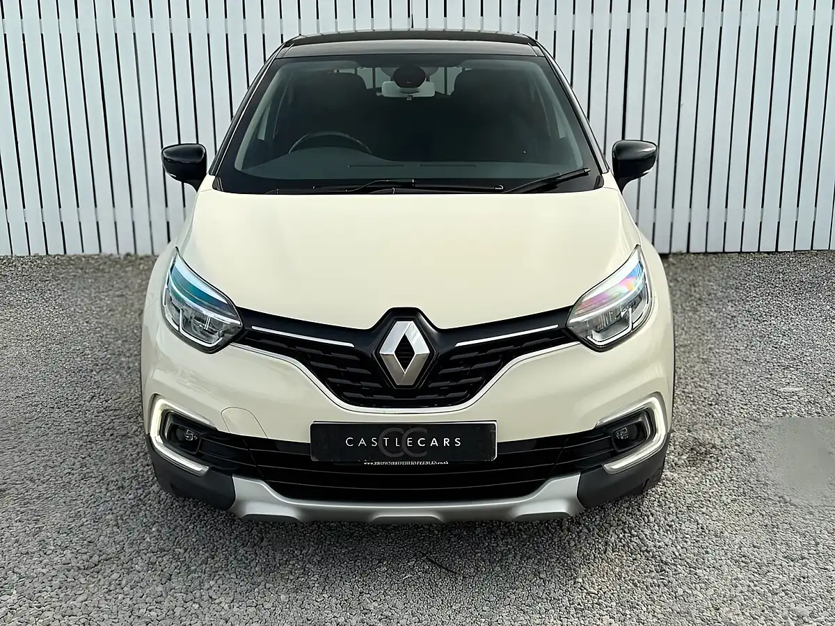 Used 2017 Renault Captur Dynamique S Nav White - Interior and Exterior details 2