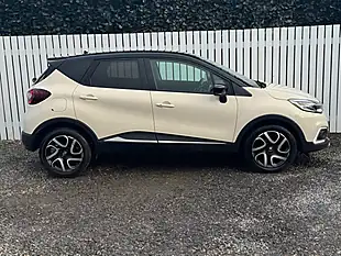 Used 2017 Renault Captur Dynamique S Nav White - Interior and Exterior details 7
