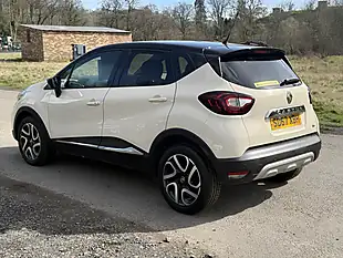 Used 2017 Renault Captur Dynamique S Nav White - Interior and Exterior details 8