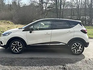 Used 2017 Renault Captur Dynamique S Nav White - Interior and Exterior details 9
