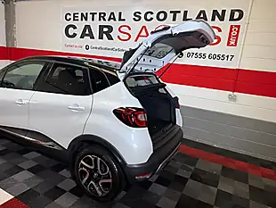 Used 2017 Renault Captur Dynamique S Nav White - Interior and Exterior details 10